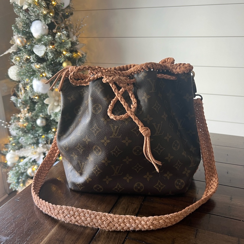 Vintage Boho Bag **LIKE NEW**
